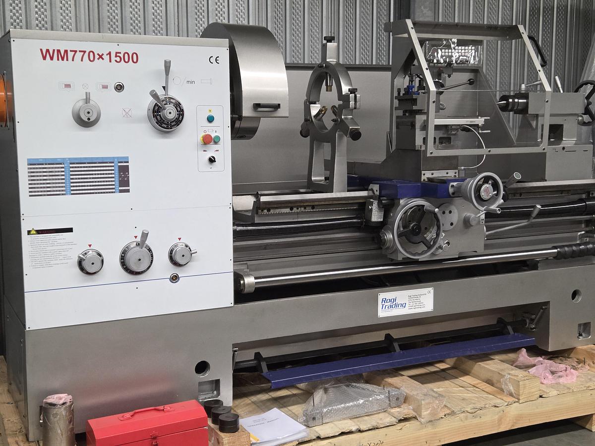 Rogi WM770x2000 lathe