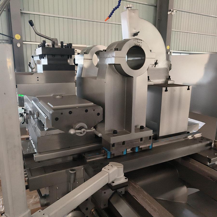 Rogi CW61160x3000 lathe