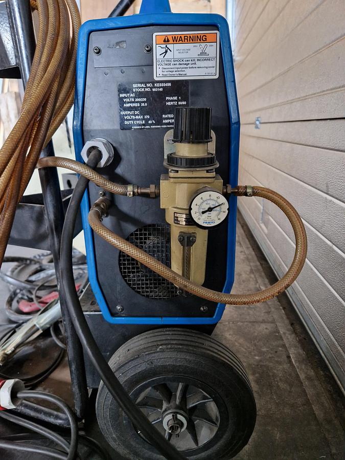 Used MILLER Spectrum 250D