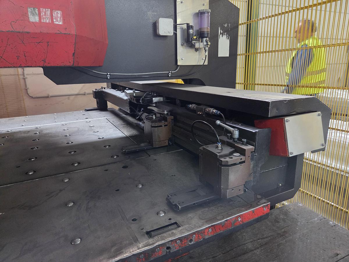 Used 1987 AMADA PEGA-204040