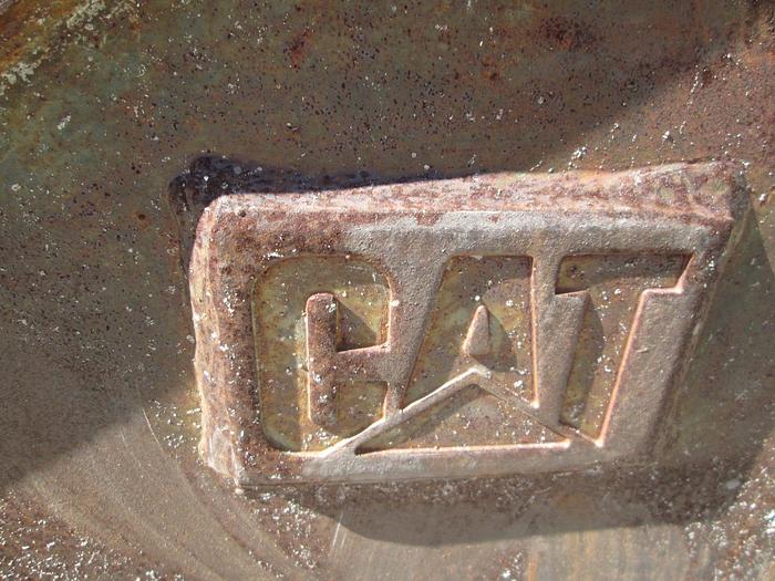 Used 67'' Caterpillar Skid Steer Bucket