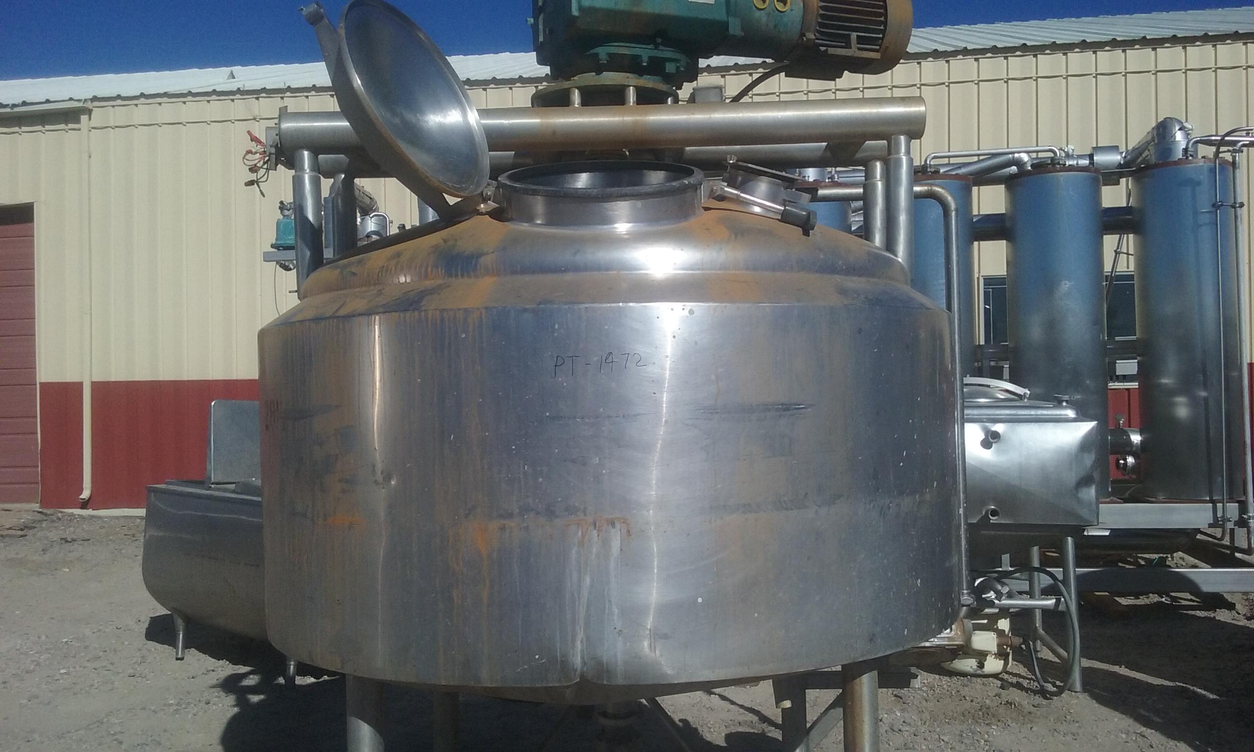 Usado 600 GALLON PROCESSOR TANK.