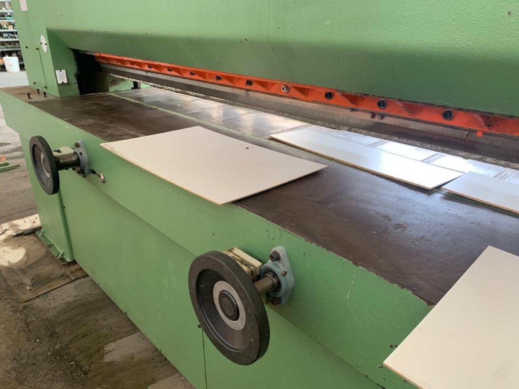 Usato Taglierina oleodinamica ad una lama marca Emme Elle