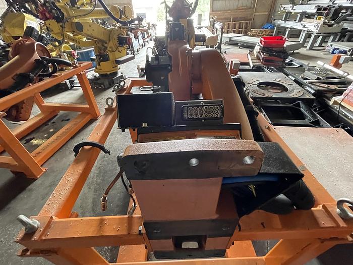 Used 2012 KUKA KR60 JET ROBOTIC GANTRY SYSTEM WITH KRC4 CONTROLLER