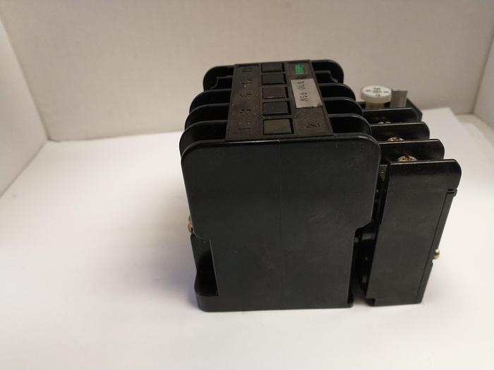 Used FUJI MAGNETIC CONTACTOR SRC3631-5-1 OKUMA 5 pole GH202