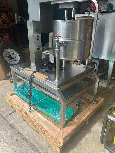 Used GROEN TDA/1-40, TA/2 40 QT. DIRECT STEAM COOKER MIXER w/ TWIN AGITATION & SCRAPE SURFACE (#785)