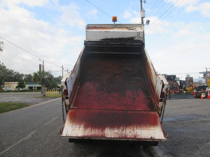 Used 2005 Ford F750 Dump Truck