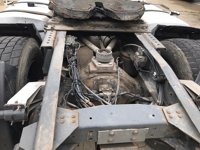 Usado 2001 DAF XF 95 430 ZF manual tractor unit