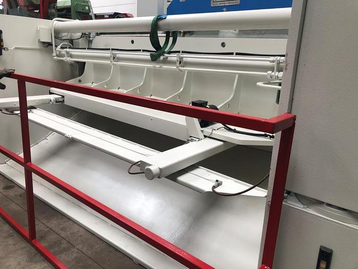 Usato CESOIA COLGAR IDRAULICA 3000X7.5 TON