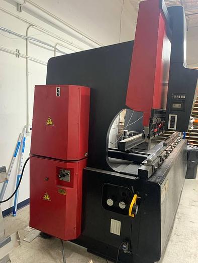 Used 1993  Amada  FBD-1030E CNC Press Brake 110 Tons