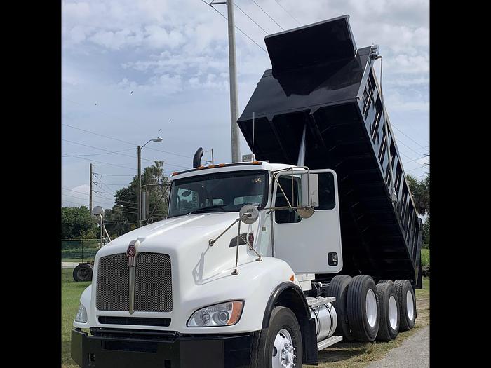 Used 2011 Kenworth T440 tri axle dump truck