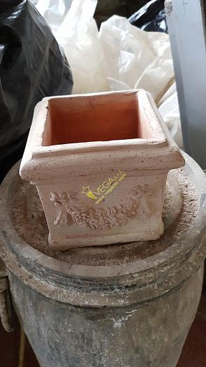 Used Hydraulic press RAM brand CMRC for plaster openable molds