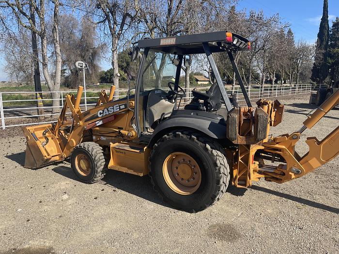 Used 2009 Case 580M