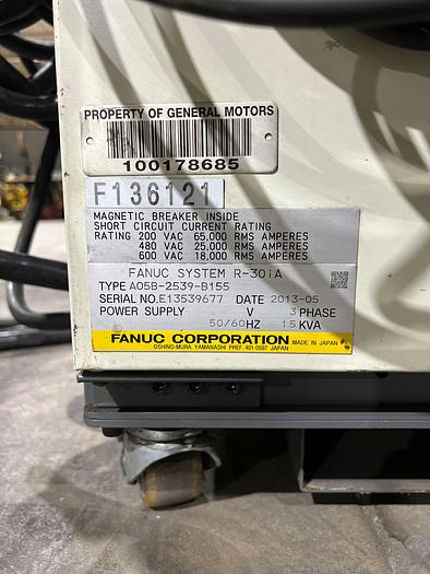 Used FANUC M900iA/260L, CLEANED AND TESTED, ONLY 2,067 HOURS