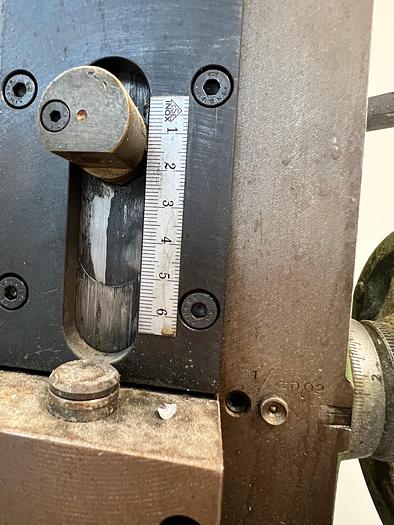 Used BRUGT UNIVERSALFRÆSER FABRIKAT PEDERSEN, MODEL VPU 201