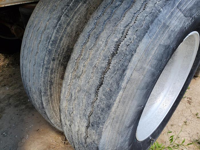 Used 2009 53' Steco Push-Out Trailer