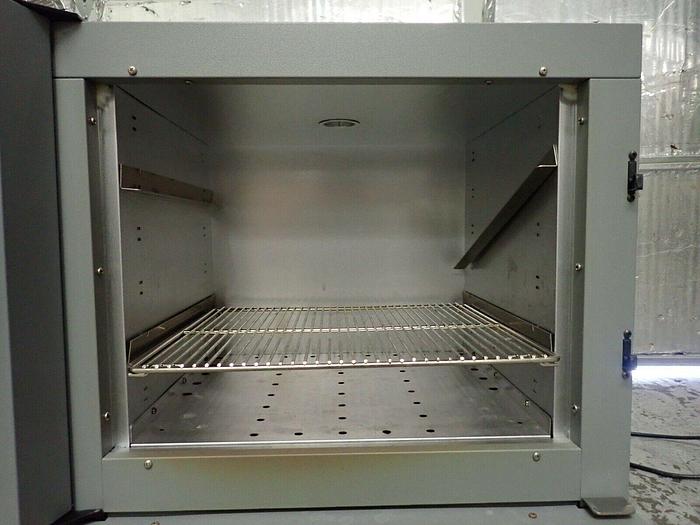 Used Precision Scientific 51220126 Model 1025 Econotherm Laboratory Oven