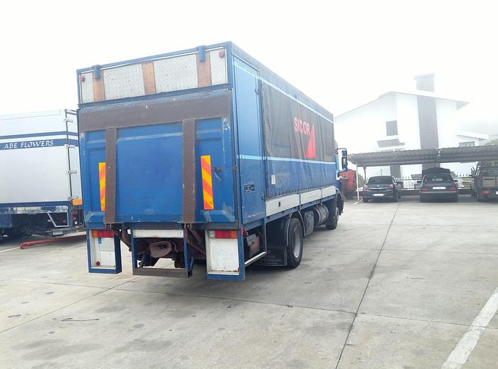 Usado 1992 MERCEDES-BENZ 1422 curtainsider