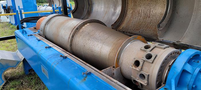 Used 2012 Republic Centrifuge LW530 Centrifuge (21" x 83")