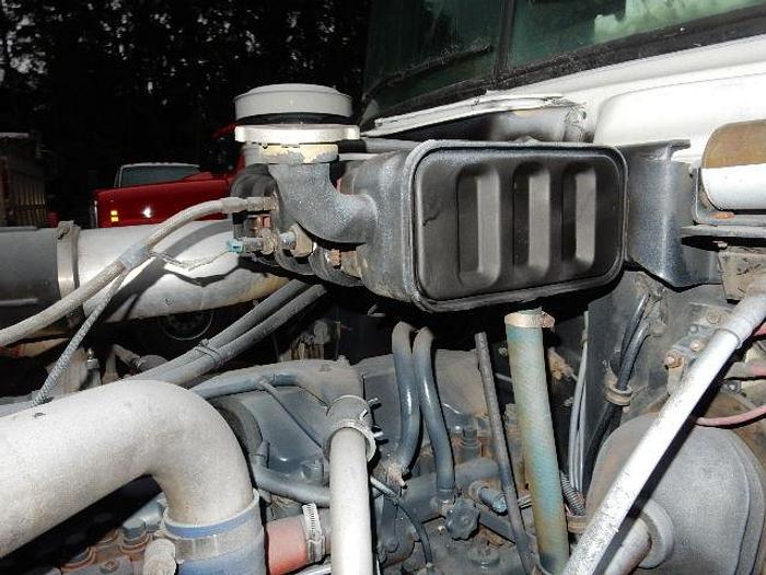 Used 1996 Mack RD690S- Stock #: 8634