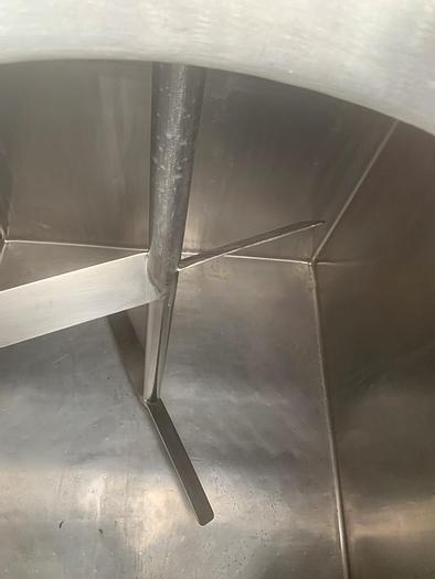 Used Tank, 3,000 Gallon, S/st, Jkt, Agit, Horiz, 3-Compartment #C743866