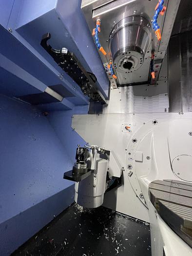 Used 2020 DOOSAN DVF5000 5-Axis CNC