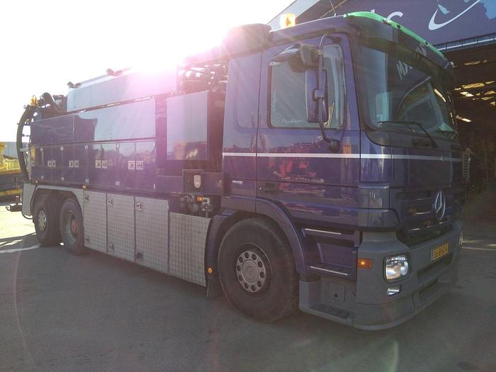 Gebruikt 2005 Mercedes Benz ACTROS 2544L 6x2