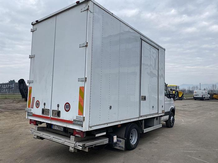 Usato 2009 IVECO DAILY 65C18