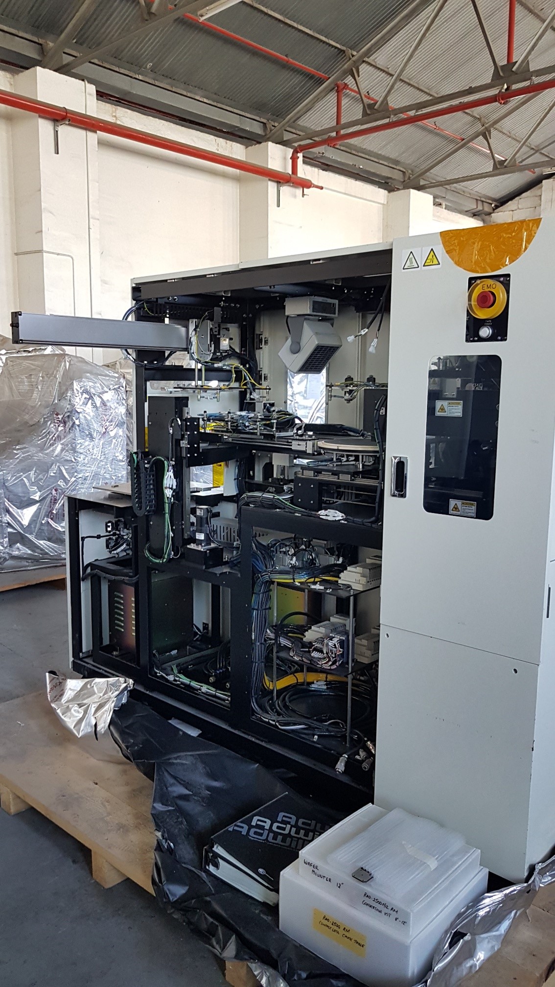 Used LINTEC RAD-2500F / 12RM Wafer Mounter