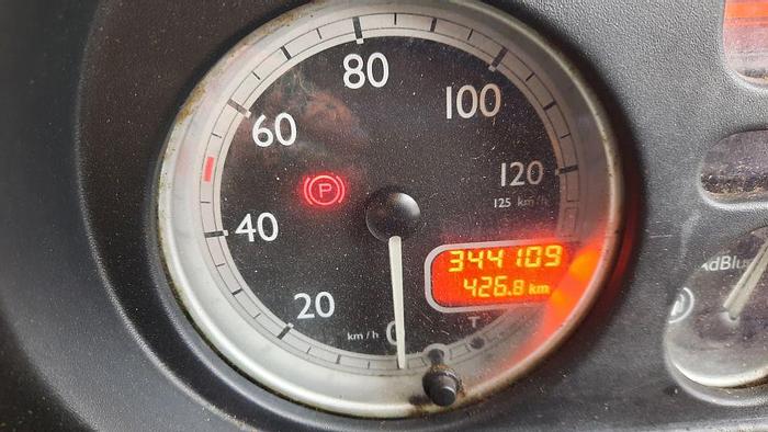 Gebruikt 2007 DAF LF55 + Johnston Beam VS650