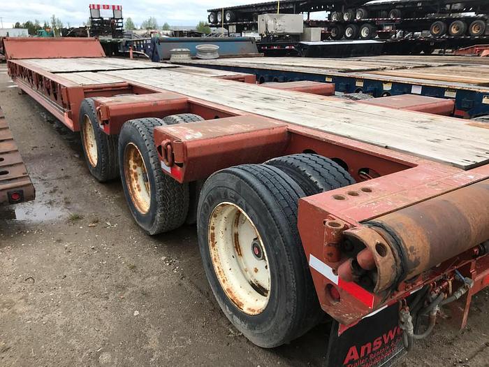 Used 2002 Peerless 12 Wheel Tridem Scissor Neck