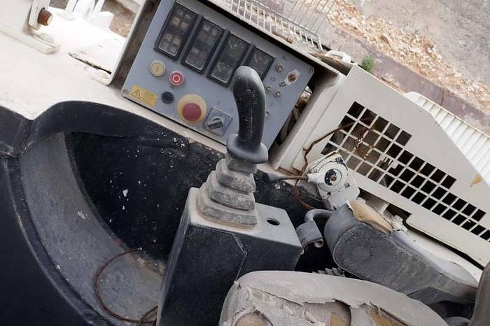 Used 2002 SCHAEFF ITC312