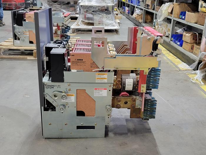 Used 2009 Eaton Cutler-Hammer DSLII-620 2000 Amp 3 Pole Low-Voltage Fused Power Circuit Breaker