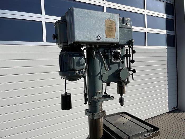 Gebraucht Ständerbohrmaschine HIW B074VAS
