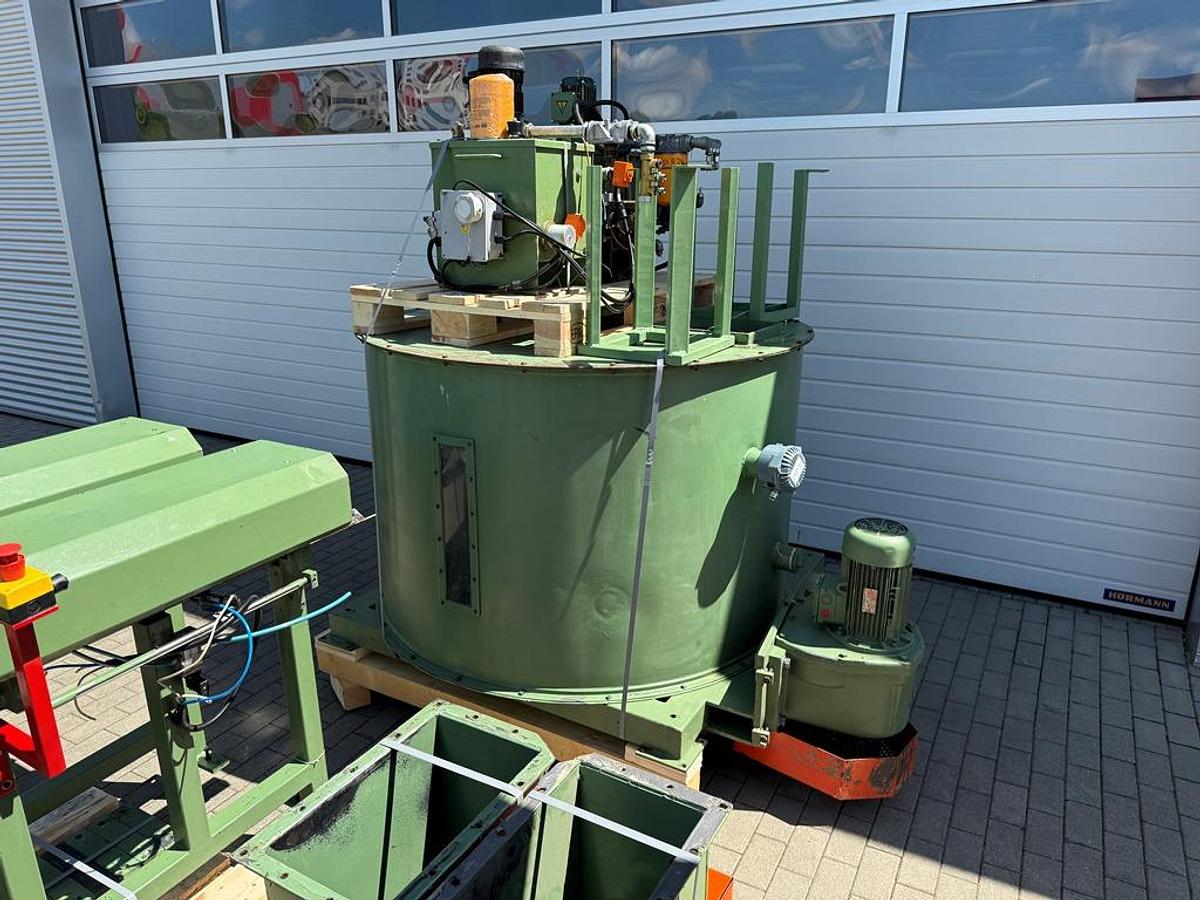 Gebraucht 2 x Briketttierpresse Valmac // Ascot