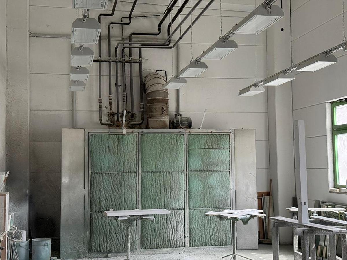 Gebraucht Lackraum Höcker Polytechnik