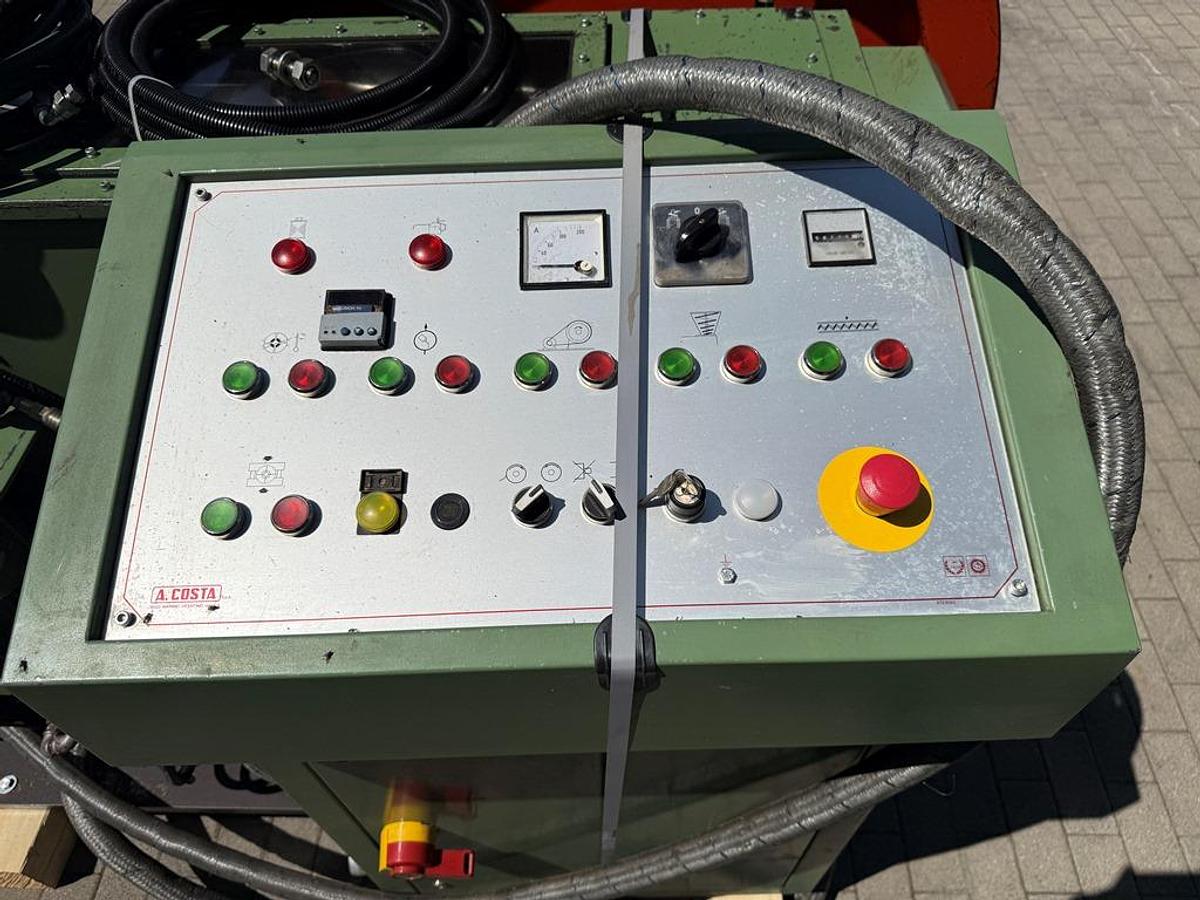 Gebraucht 2 x Briketttierpresse Valmac // Ascot