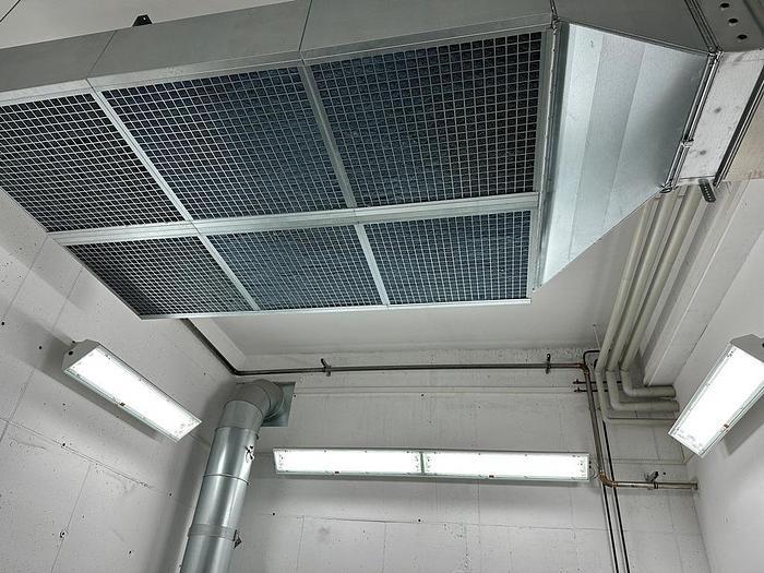 Gebraucht Komplette Lackieranlage Nestro/Berkmann Typ 3101/2101