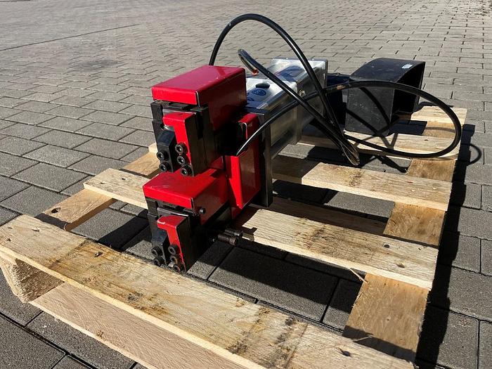 Gebraucht Beschlagstanze ROTO / Comall Typ 305645 / 65594