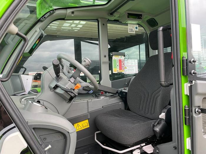 Neuwertig Teleskopmaschine Merlo P 120.10 HM