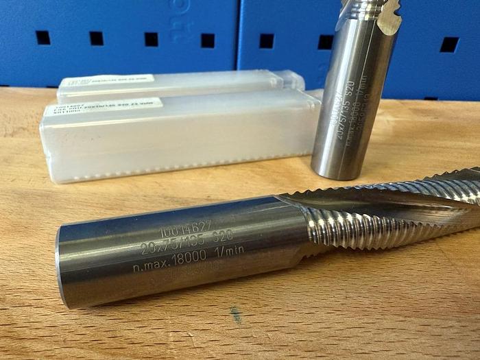 Neuwertig VHW Schruppfräser AKE 10014627