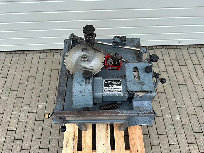 Gebraucht Kreissägenschärfmaschine Trennjäger