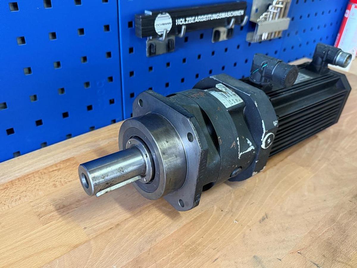 Gebraucht 1000242 Elektromotor Lenze MDSKSRS056-33