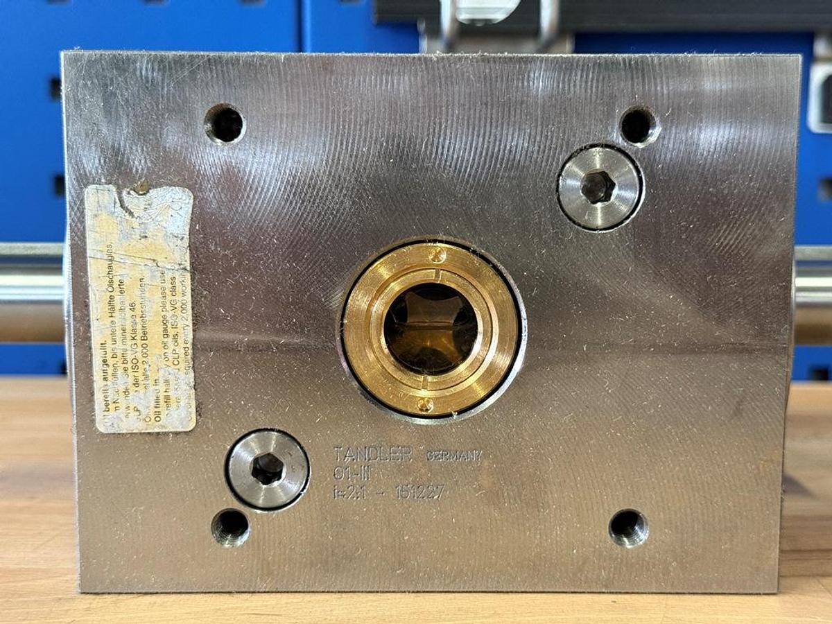 Gebraucht T – Winkelgetriebe oder Kegelradgetriebe Tandler O1-III