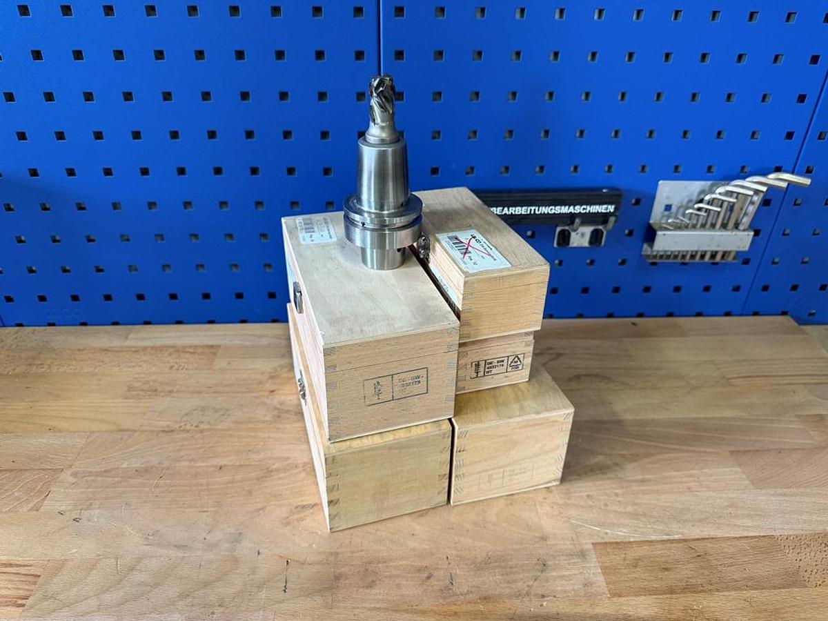 Gebraucht Posten Diamant Schaftfräser und HSK-Aufnahmen