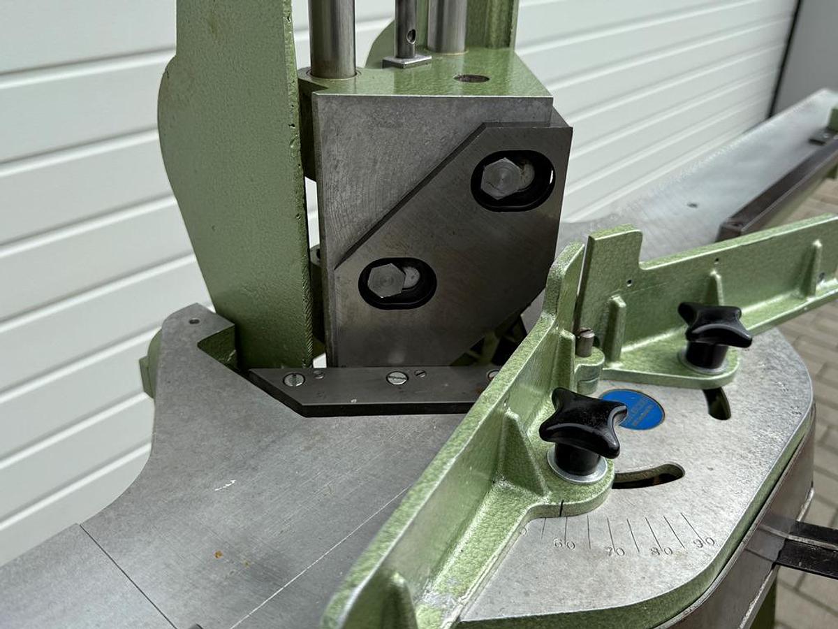 Gebraucht Gehrungsstanze Schleicher F7