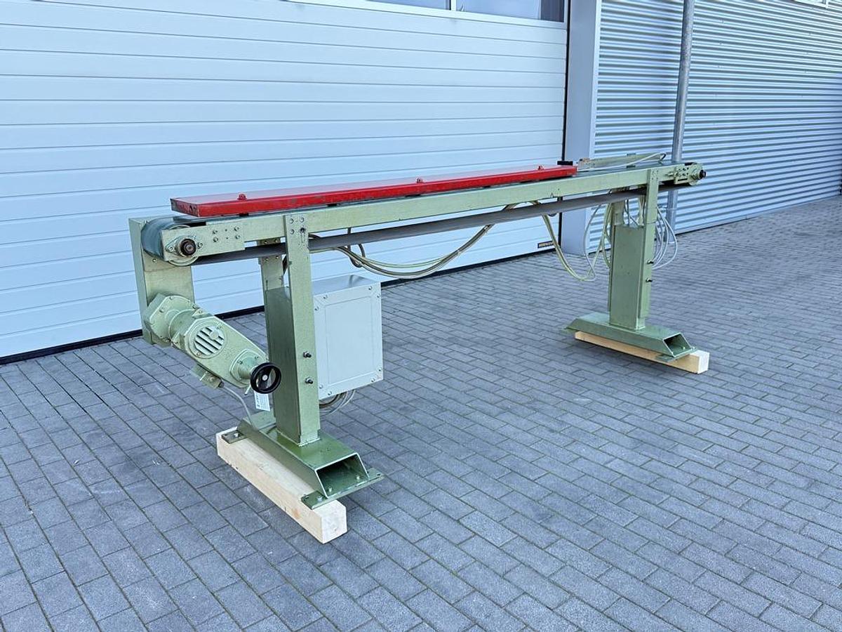 Gebraucht Förderband mit pneumatischem Auswerfer