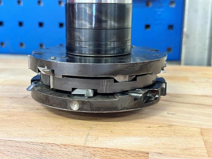 Gebraucht CNC Doppel Falzfräser mit  Leuco mit Fräsdorn Leuco HSK 63F