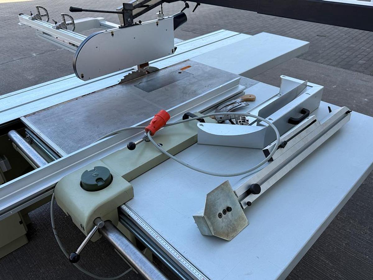 Gebraucht Formatkreissäge SCM SI 3200 N
