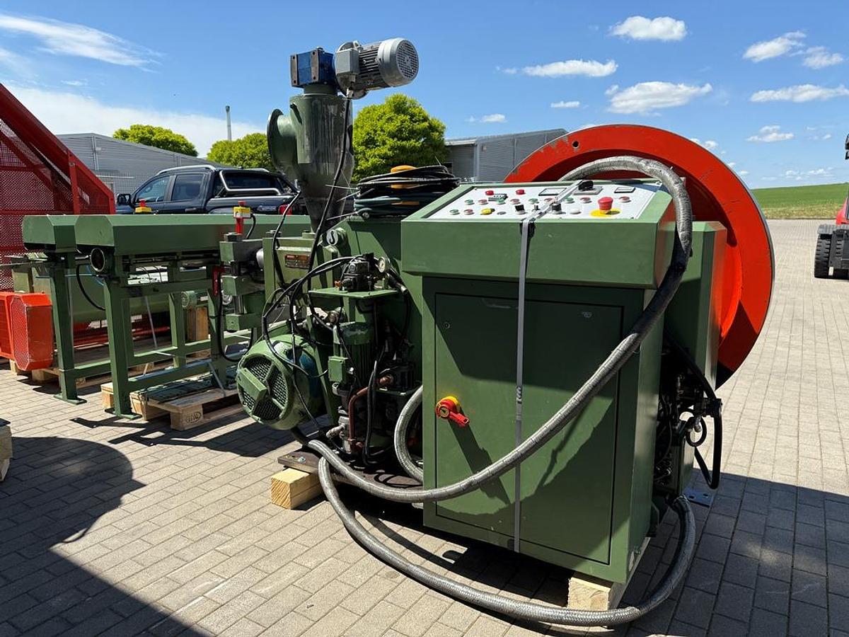 Gebraucht 2 x Briketttierpresse Valmac // Ascot